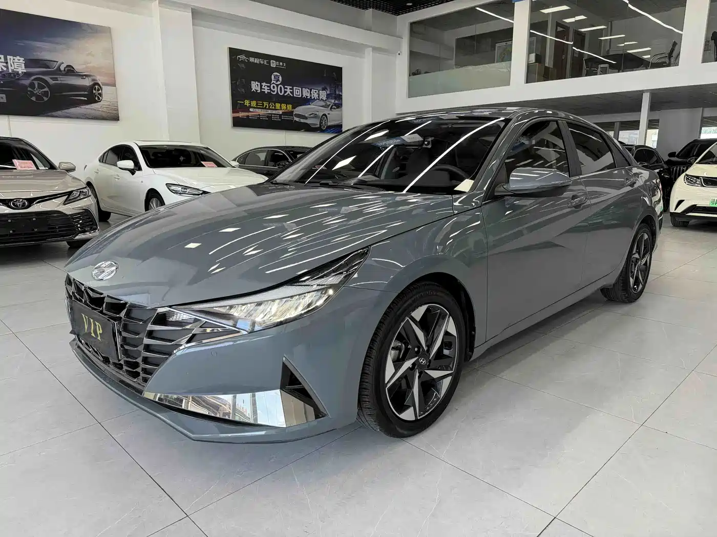 Hyundai Elantra, фото 1