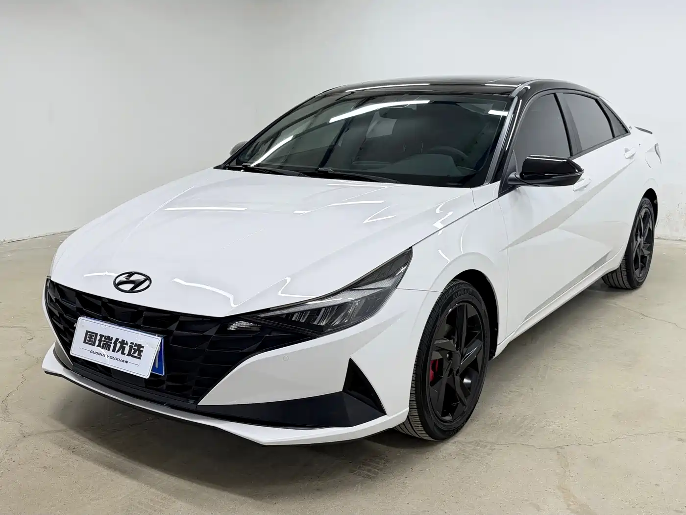 Hyundai Elantra, фото 1