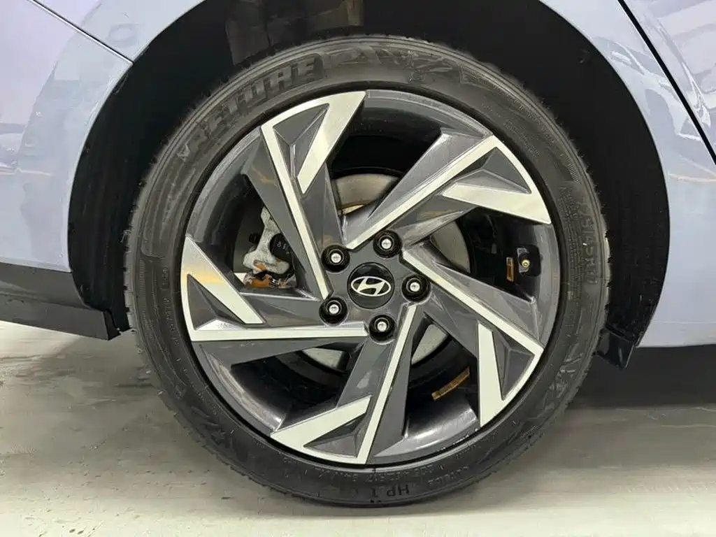 Hyundai Elantra, фото 11