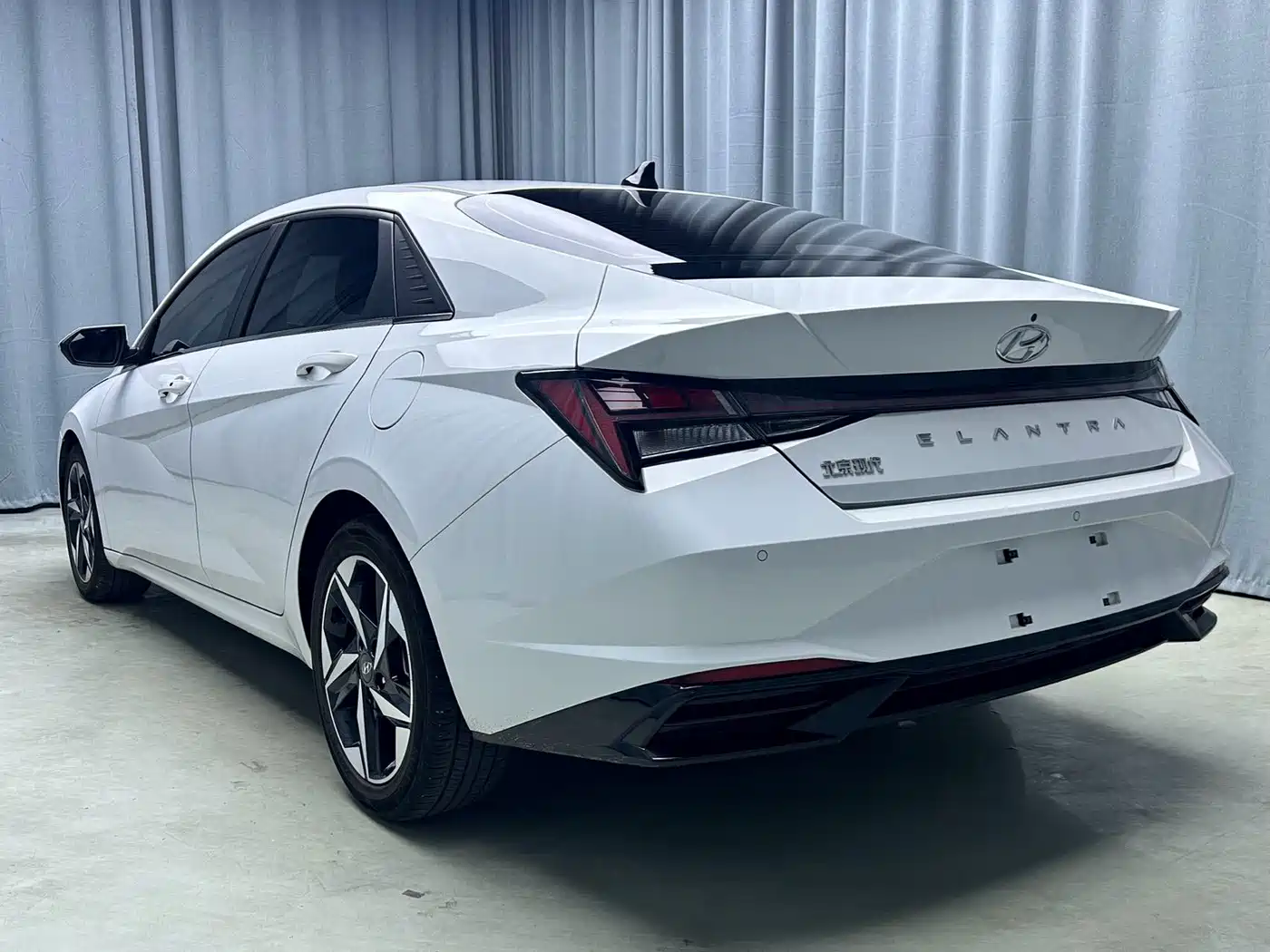 Hyundai Elantra, фото 11