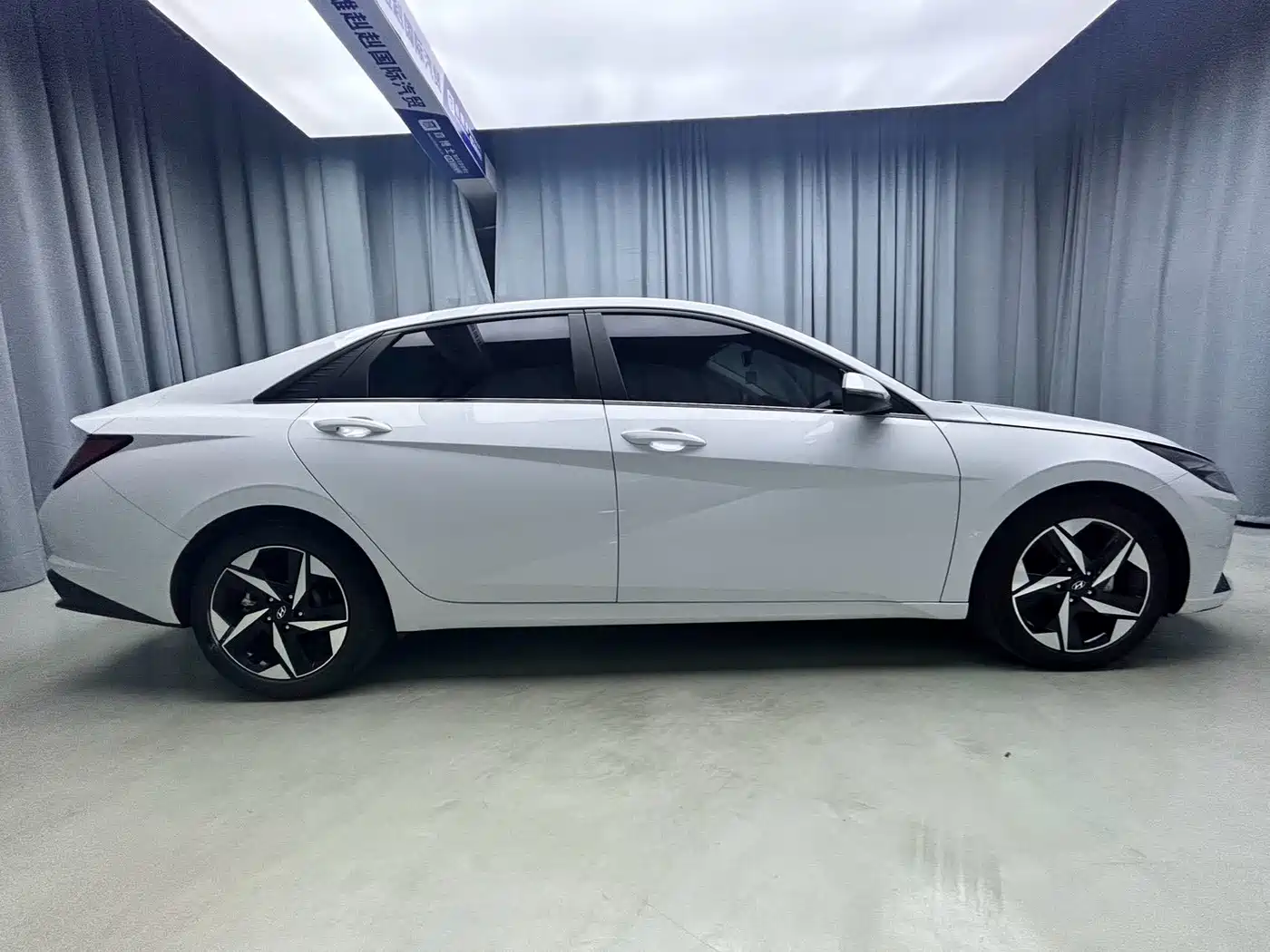 Hyundai Elantra, фото 15