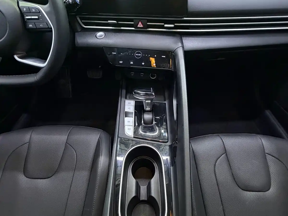 Hyundai Elantra, фото 8
