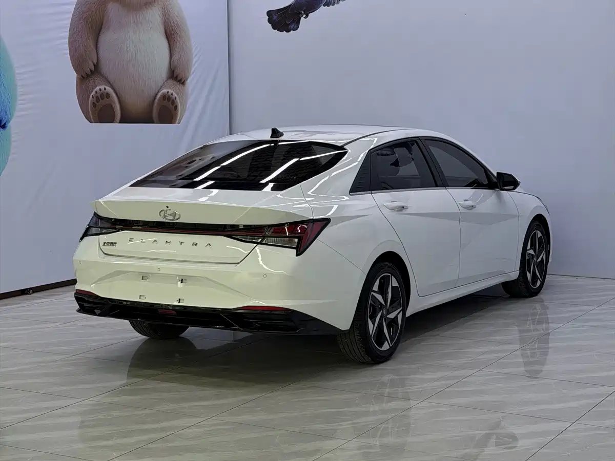 Hyundai Elantra, фото 17
