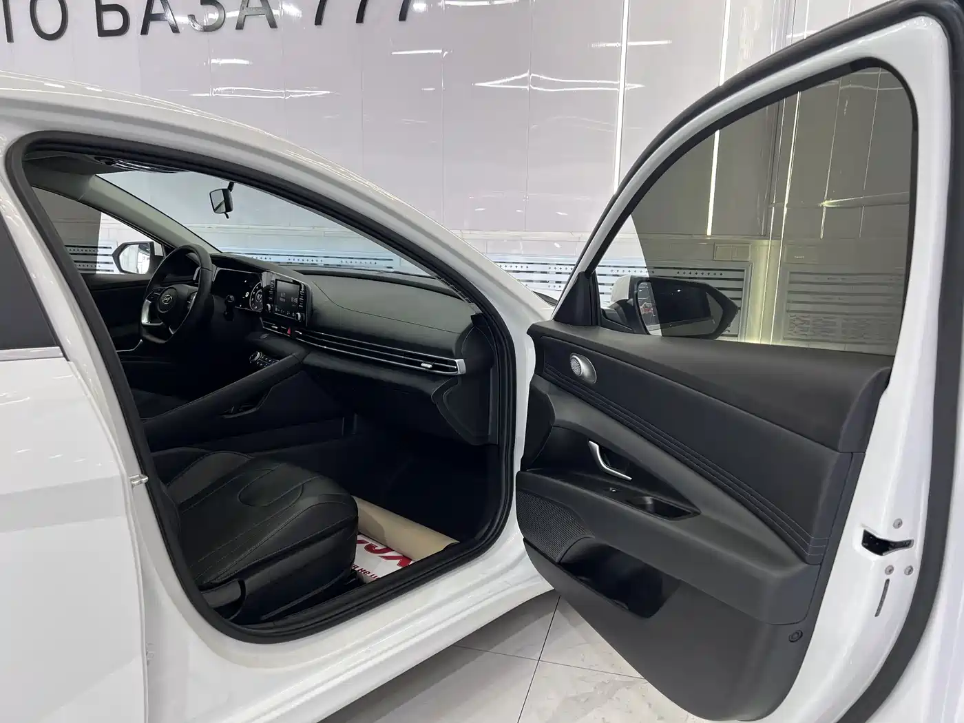 Hyundai Elantra, фото 10