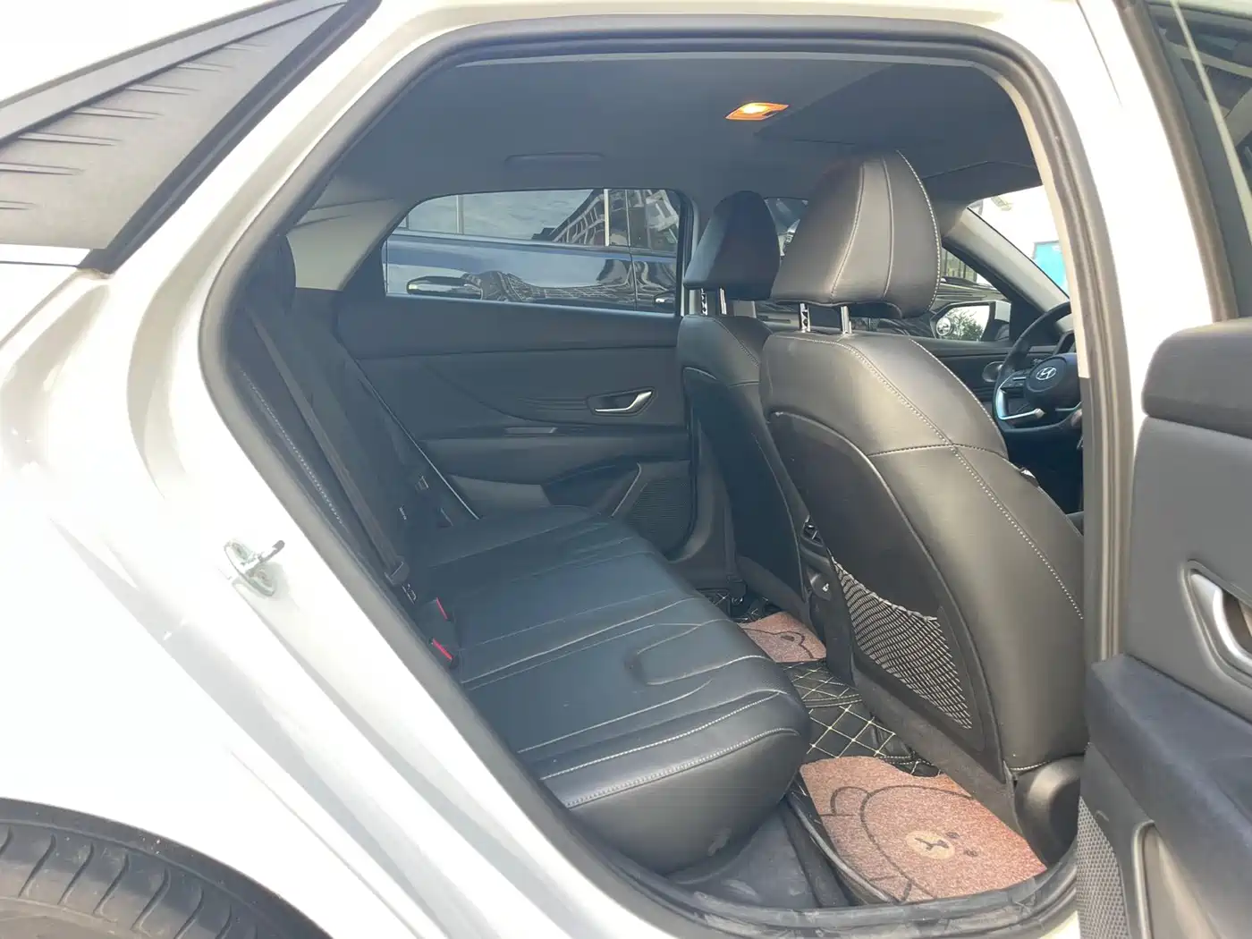 Hyundai Elantra, фото 3