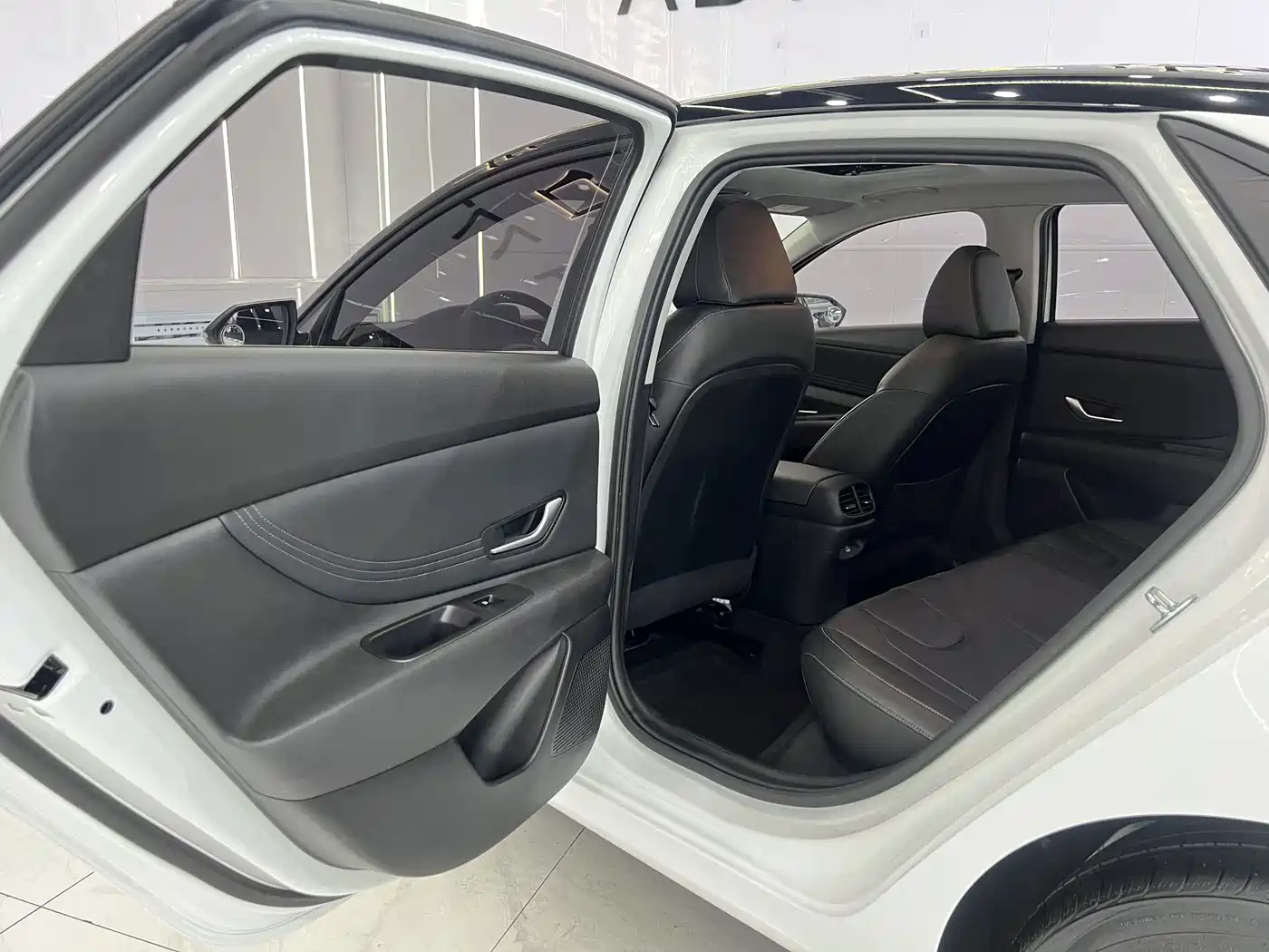 Hyundai Elantra, фото 3