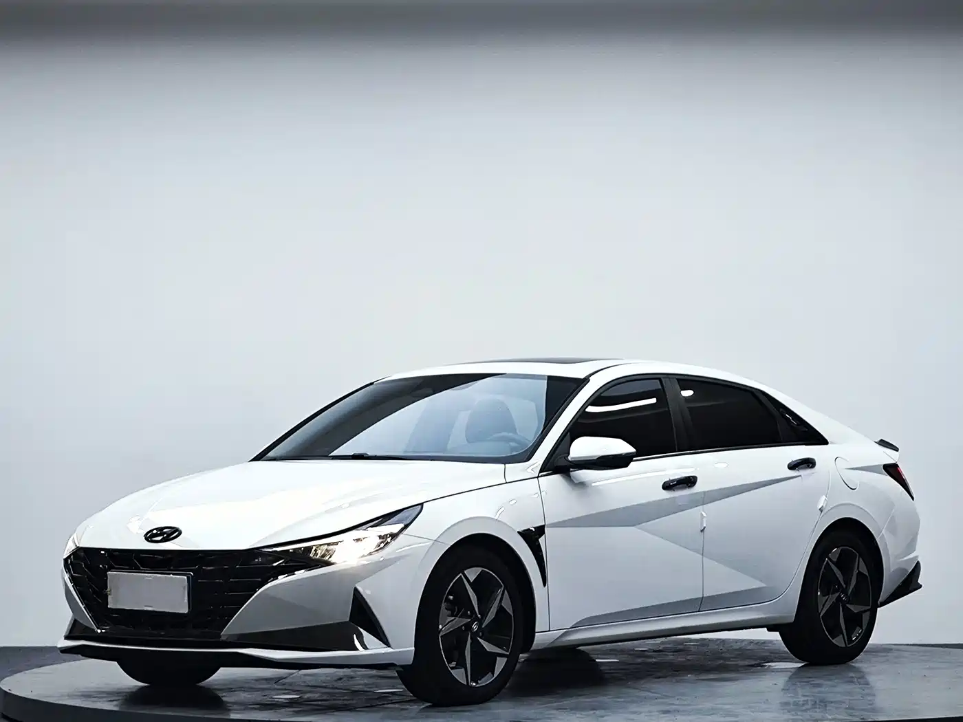 Hyundai Elantra, фото 2