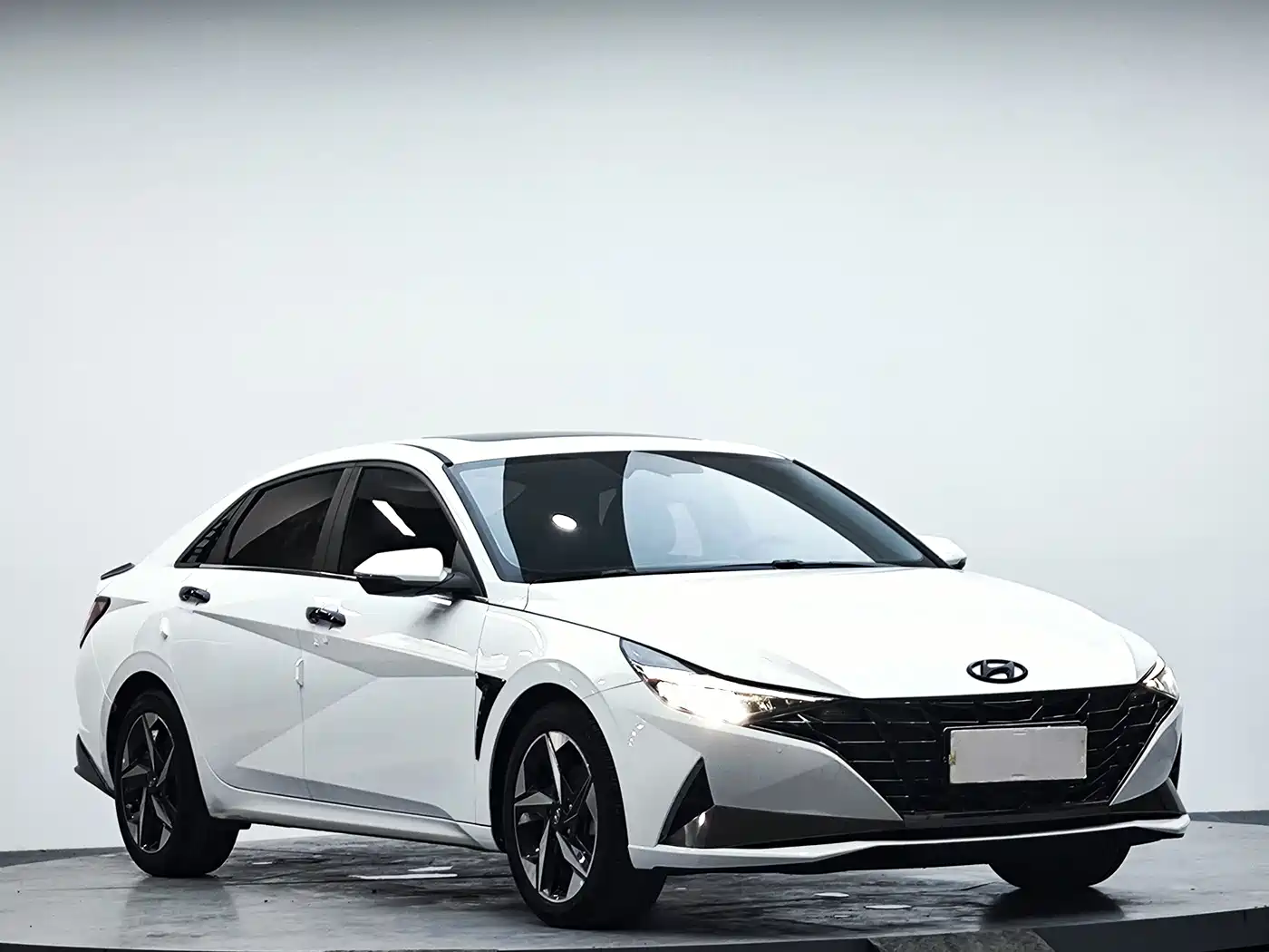 Hyundai Elantra, фото 13