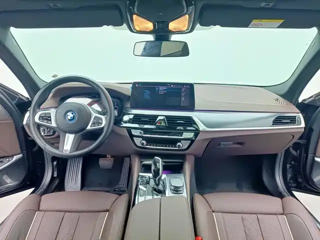 BMW 5 Series, фото 11