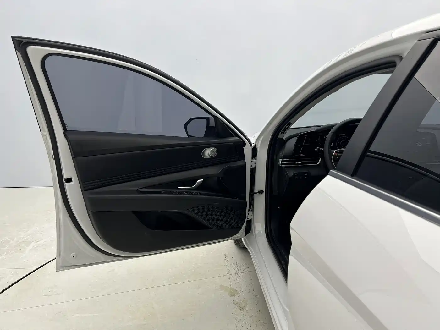 Hyundai Elantra, фото 14