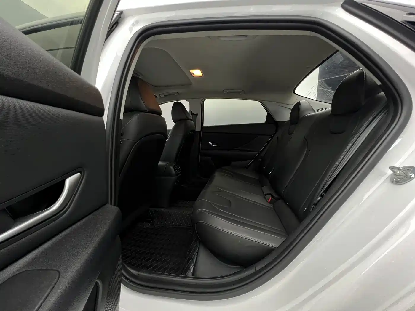 Hyundai Elantra, фото 7