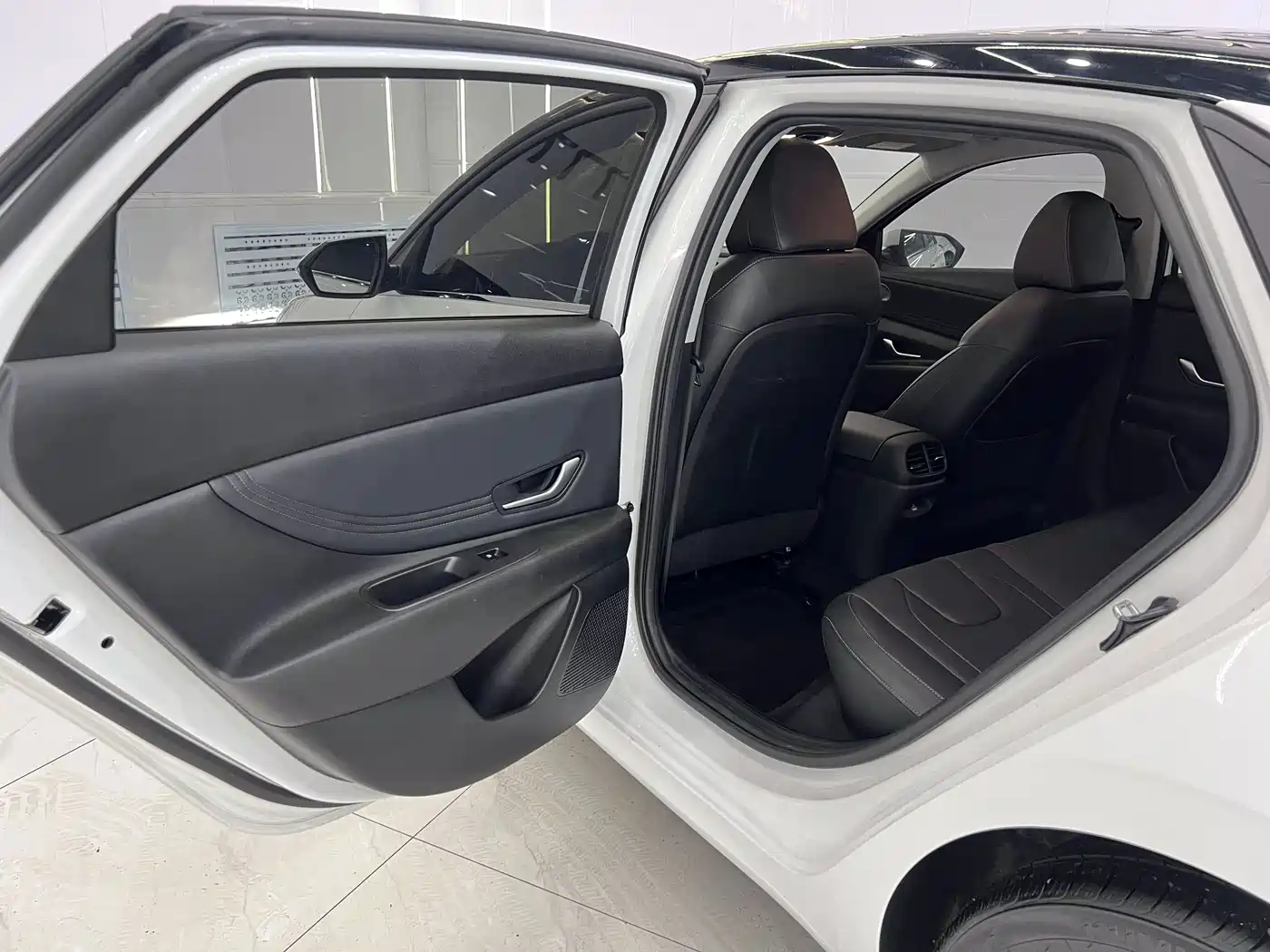 Hyundai Elantra, фото 4