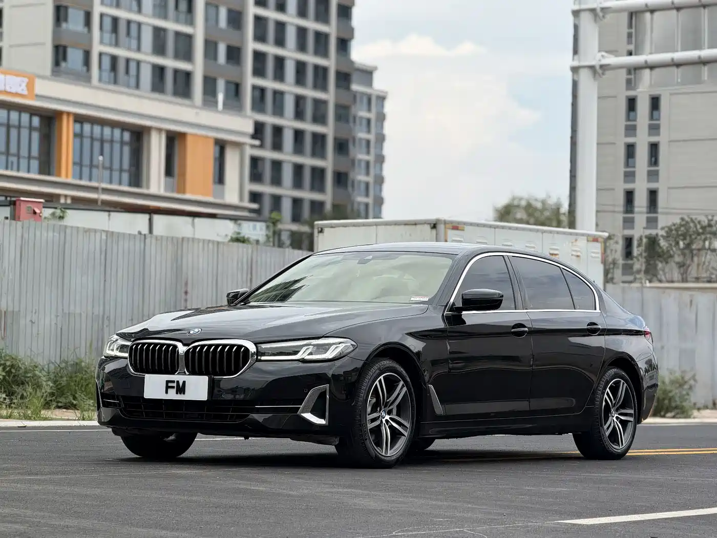 BMW 5 Series, фото 1