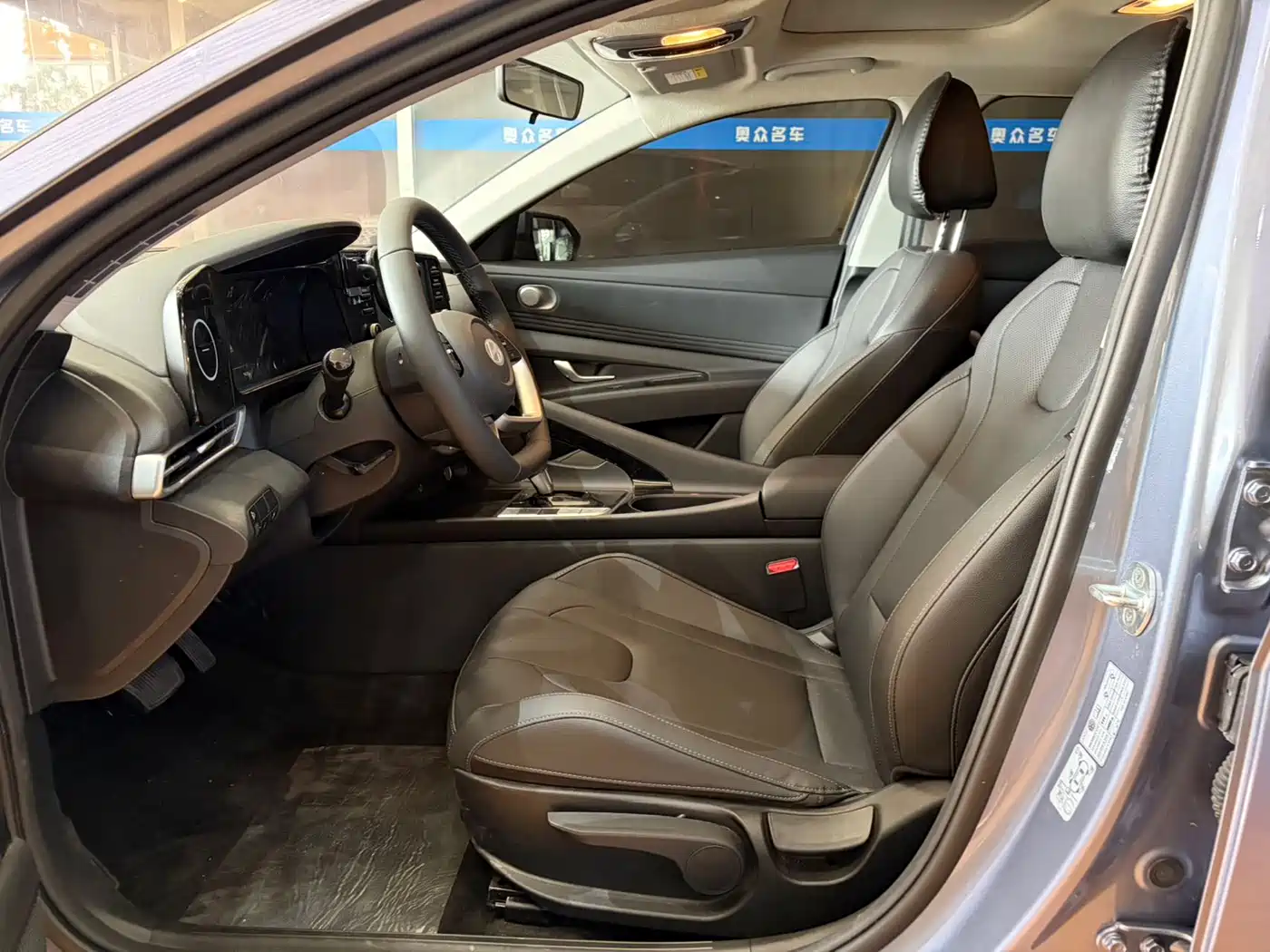 Hyundai Elantra, фото 8