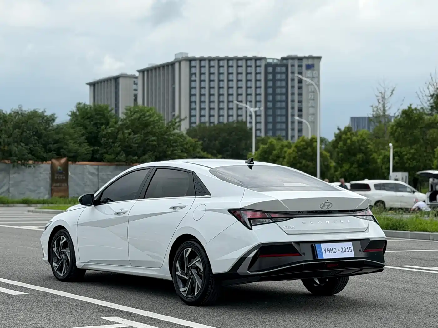 Hyundai Elantra, фото 9