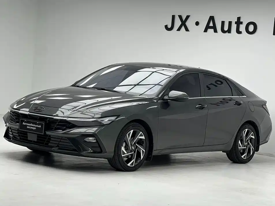 Hyundai Elantra, фото 1