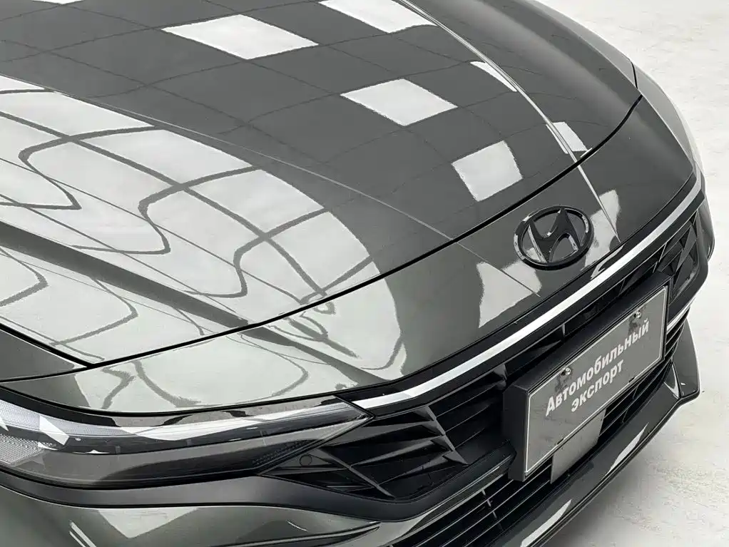 Hyundai Elantra, фото 3