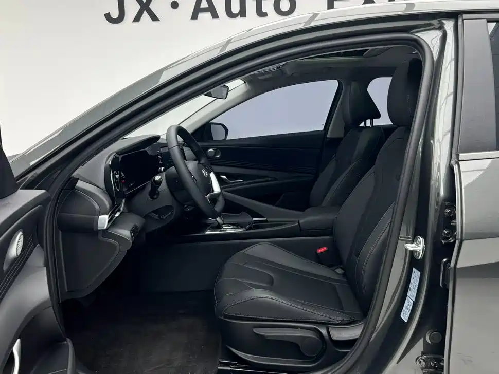 Hyundai Elantra, фото 9