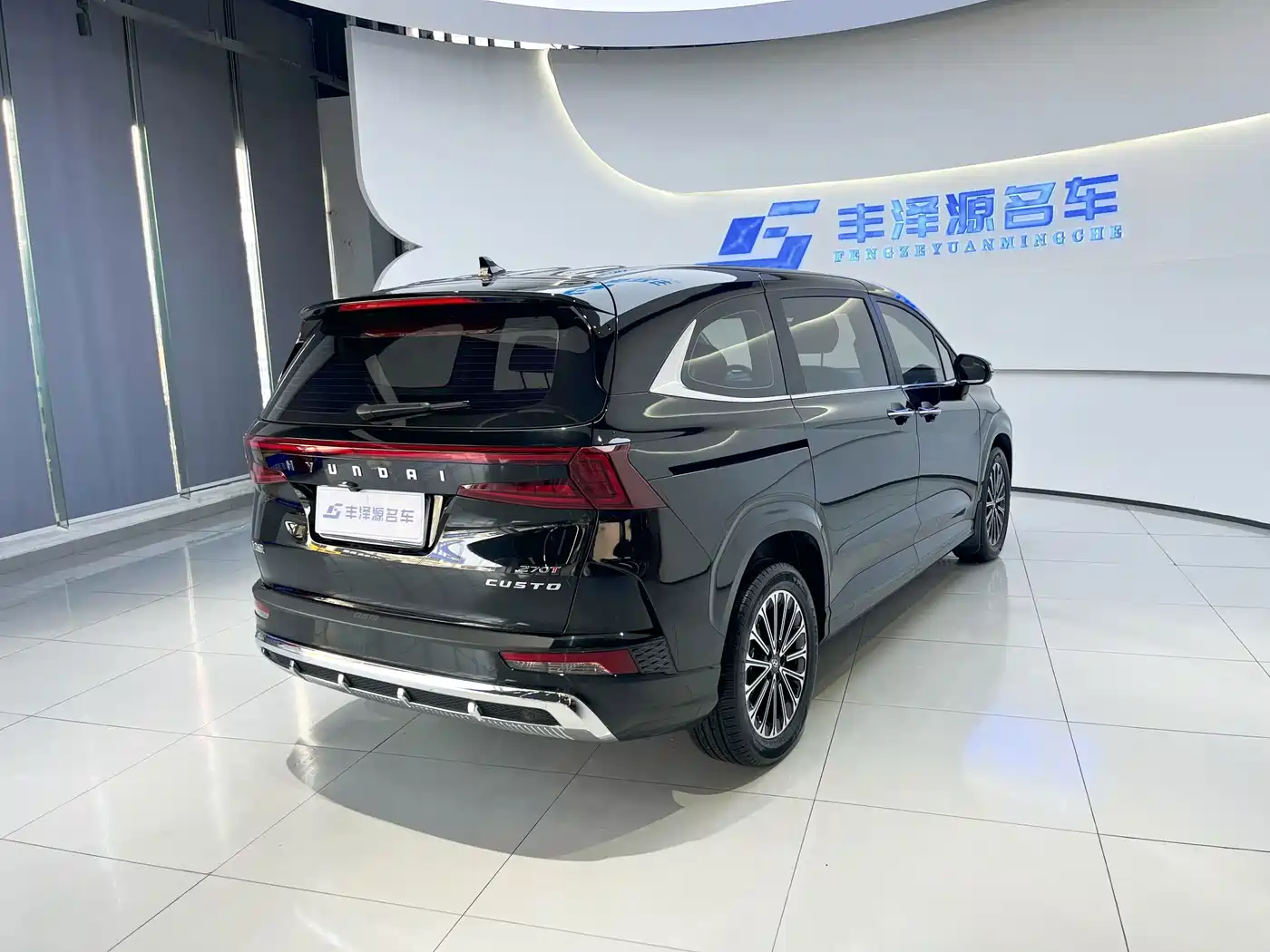 Hyundai Custo, фото 4