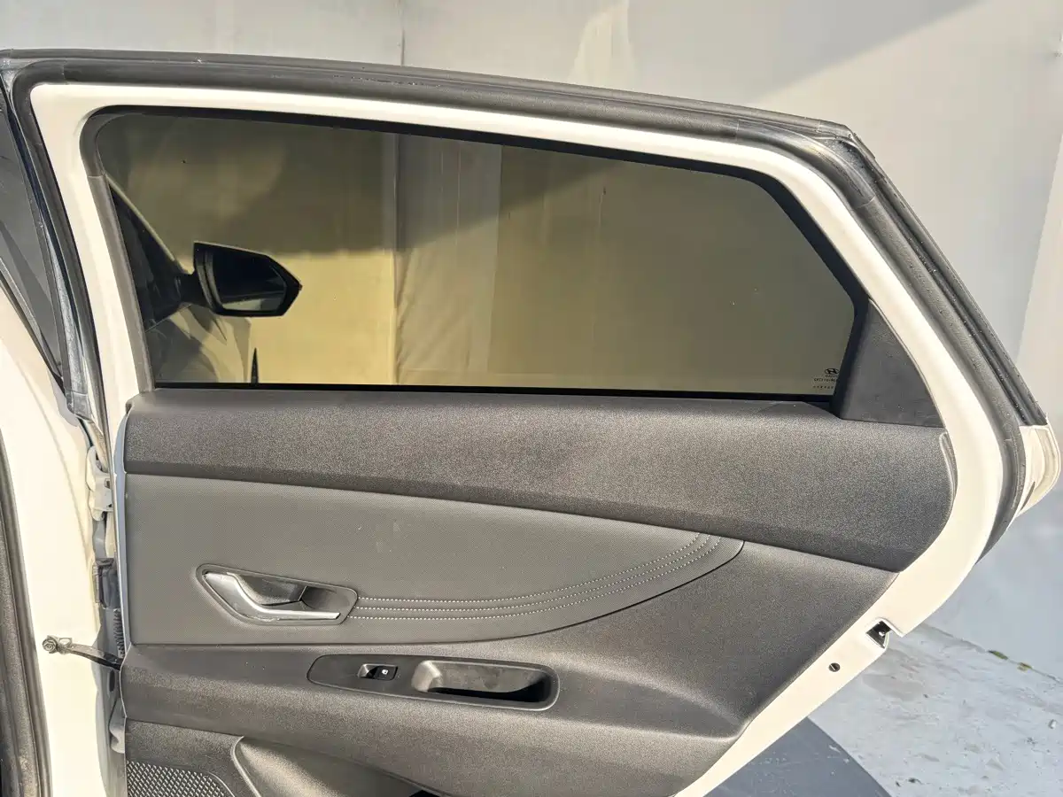 Hyundai Elantra, фото 23