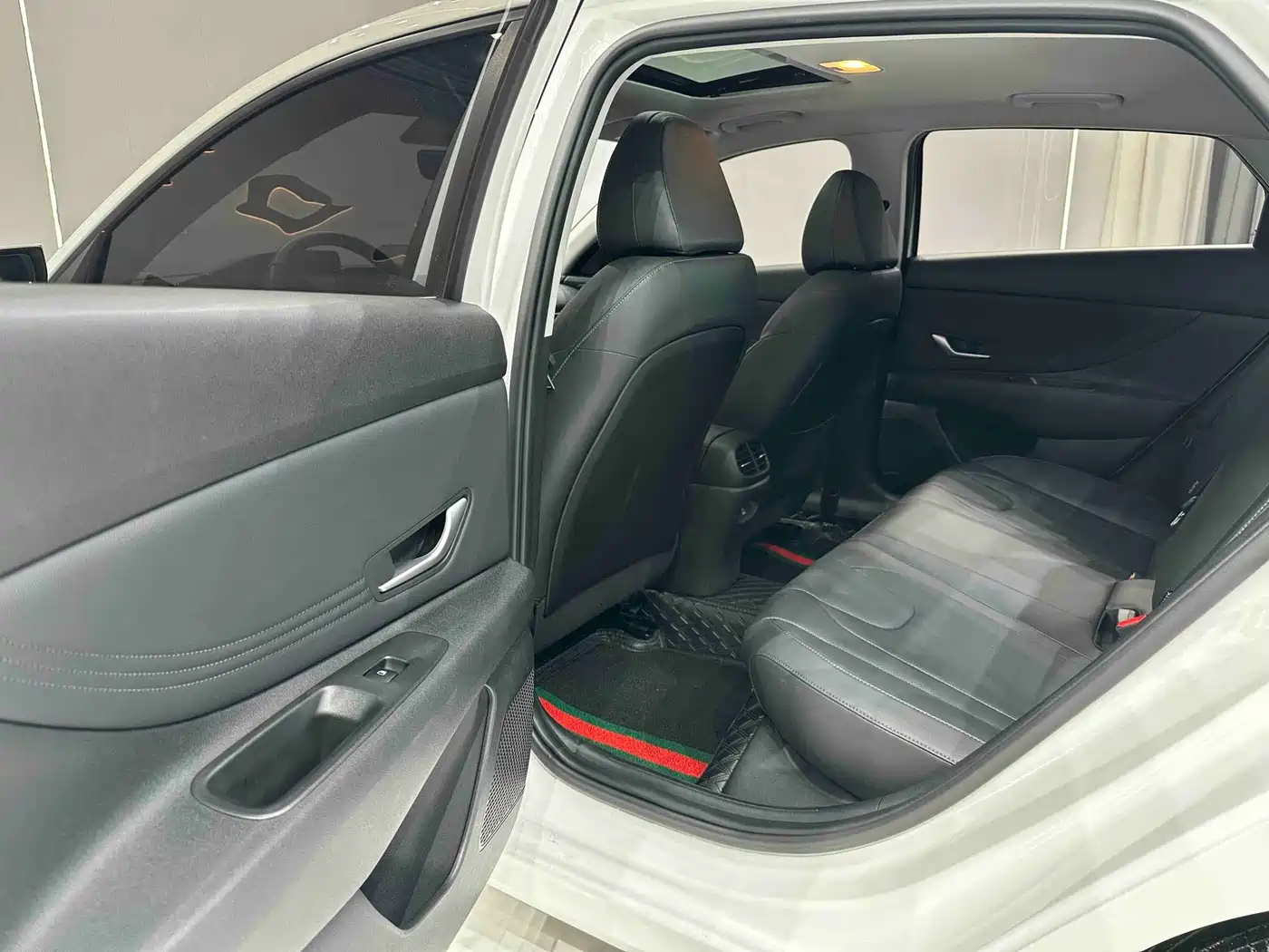 Hyundai Elantra, фото 9
