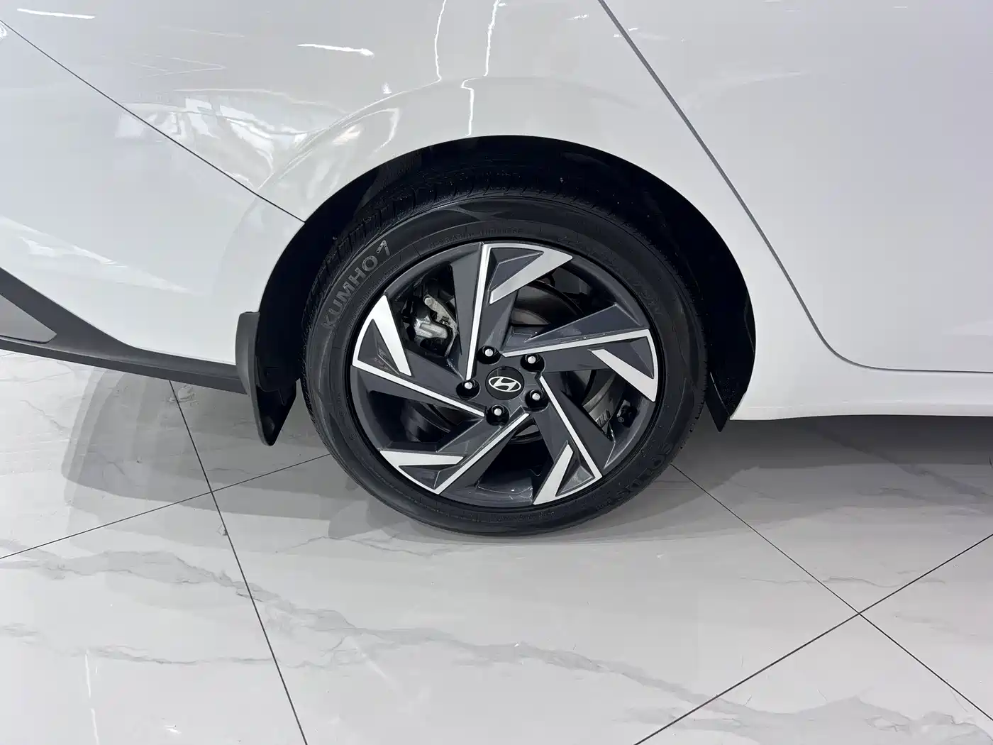 Hyundai Elantra, фото 11