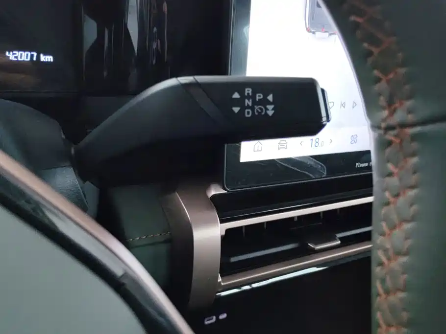 iCAR 03, фото 8