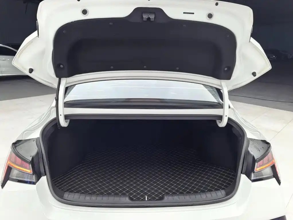 Hyundai Elantra, фото 18