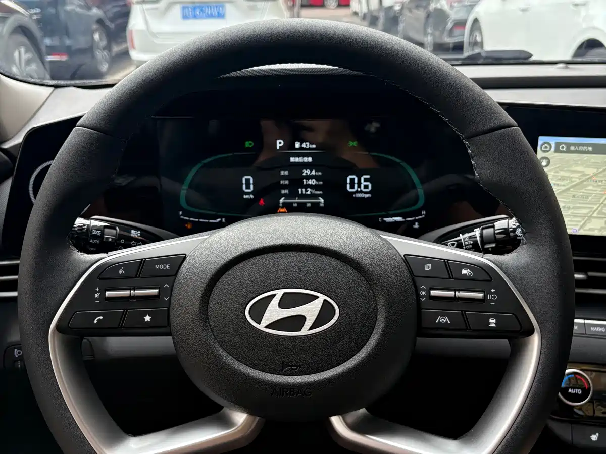 Hyundai Elantra, фото 4