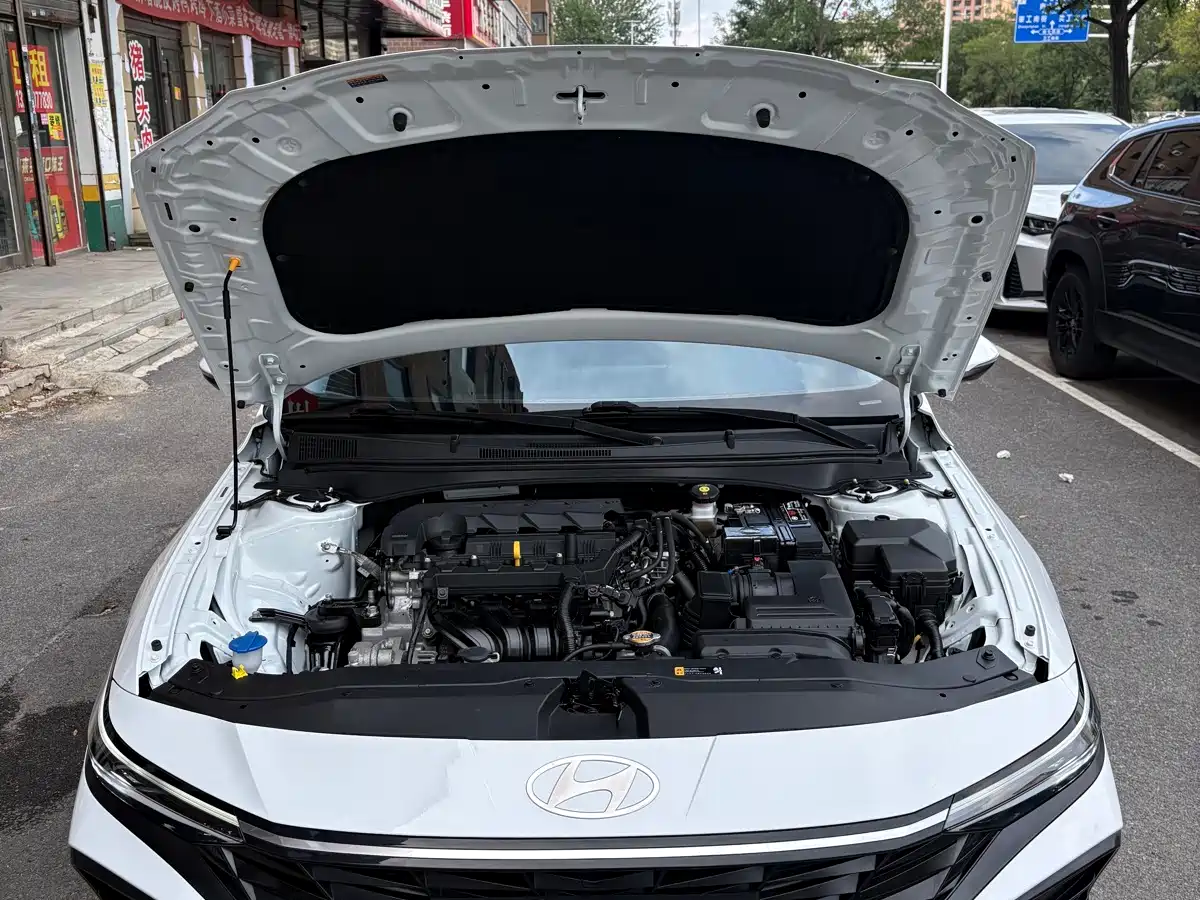 Hyundai Elantra, фото 8