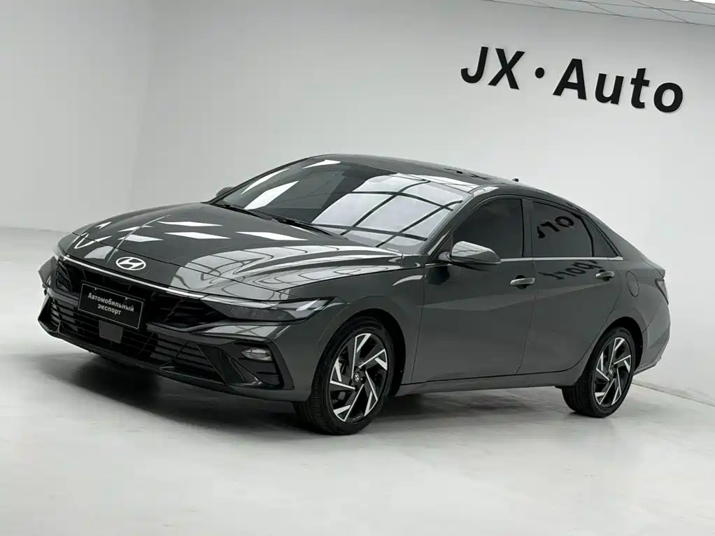 Hyundai Elantra, фото 1