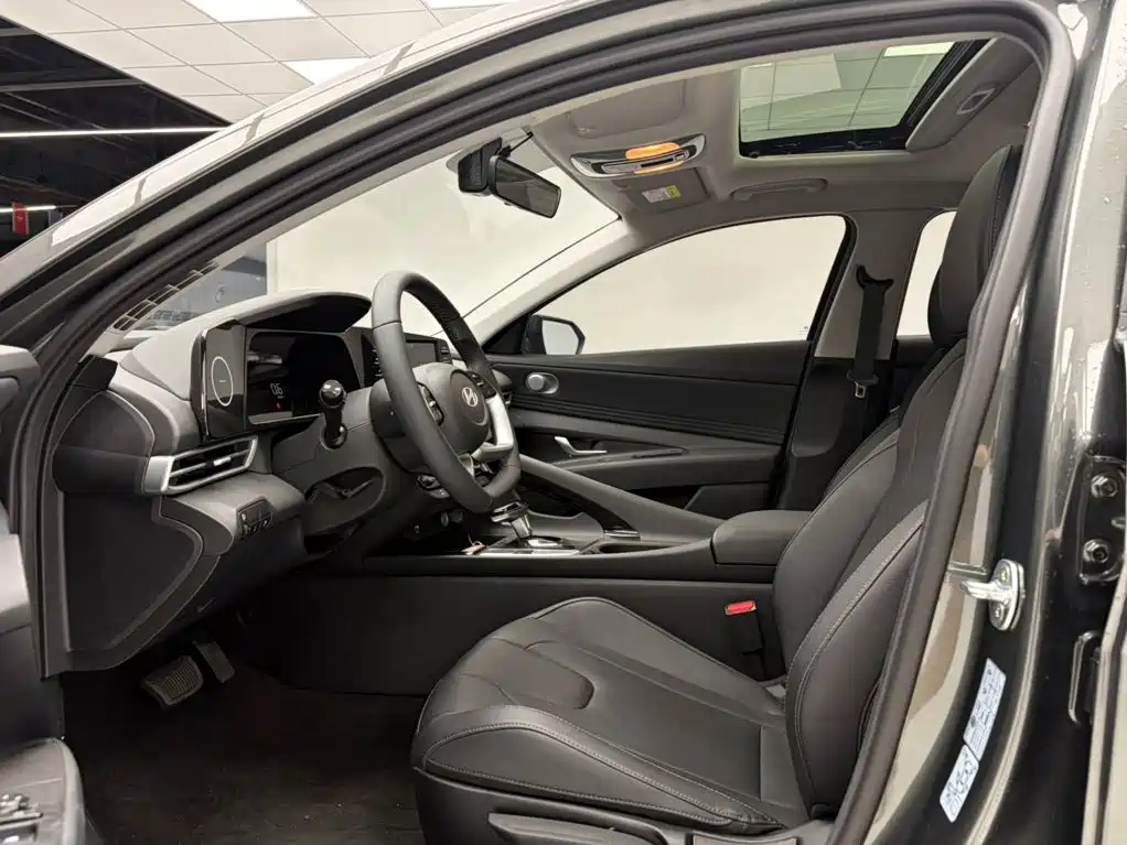 Hyundai Elantra, фото 7