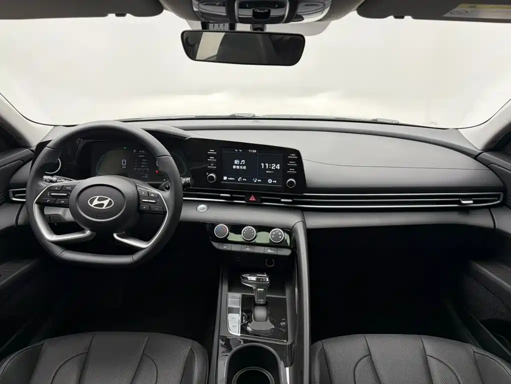 Hyundai Elantra, фото 9