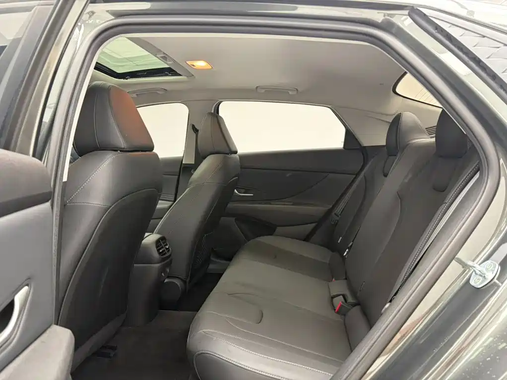 Hyundai Elantra, фото 14