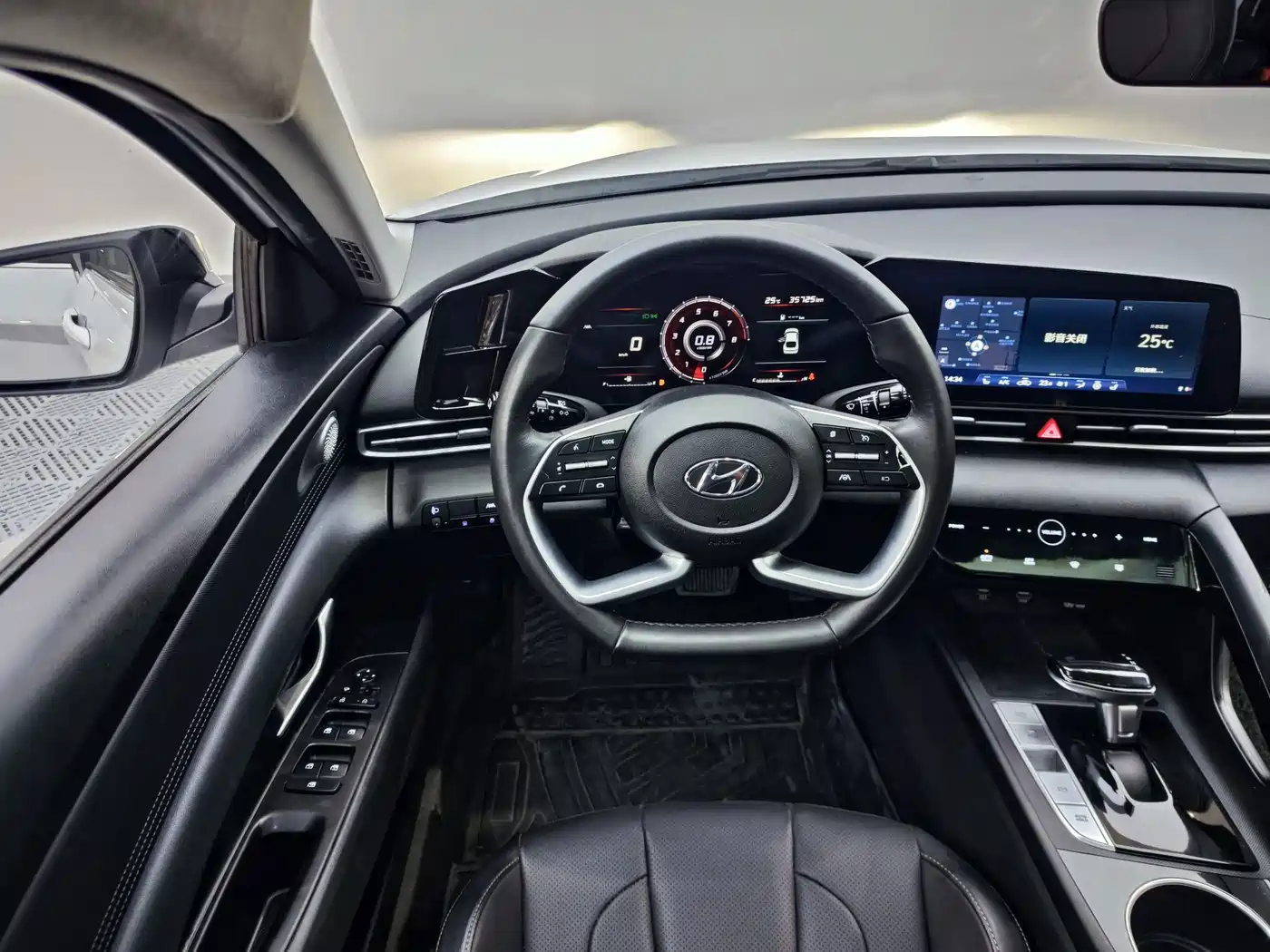 Hyundai Elantra, фото 5