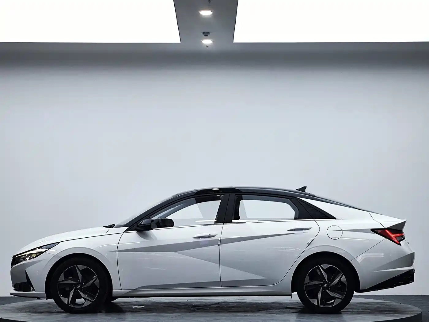 Hyundai Elantra, фото 14