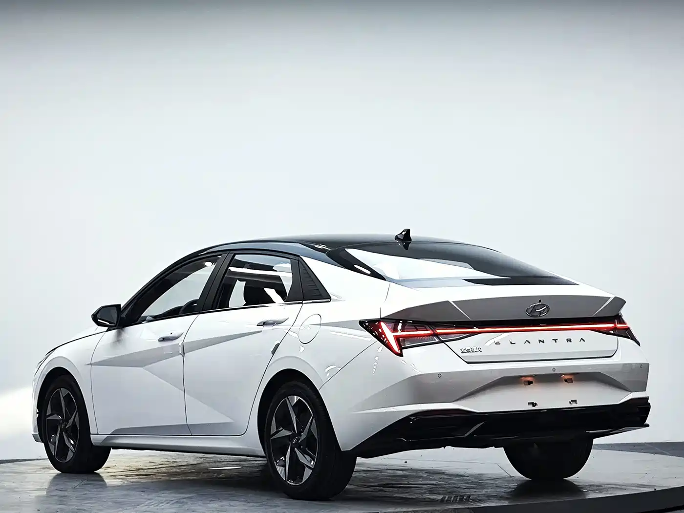 Hyundai Elantra, фото 15