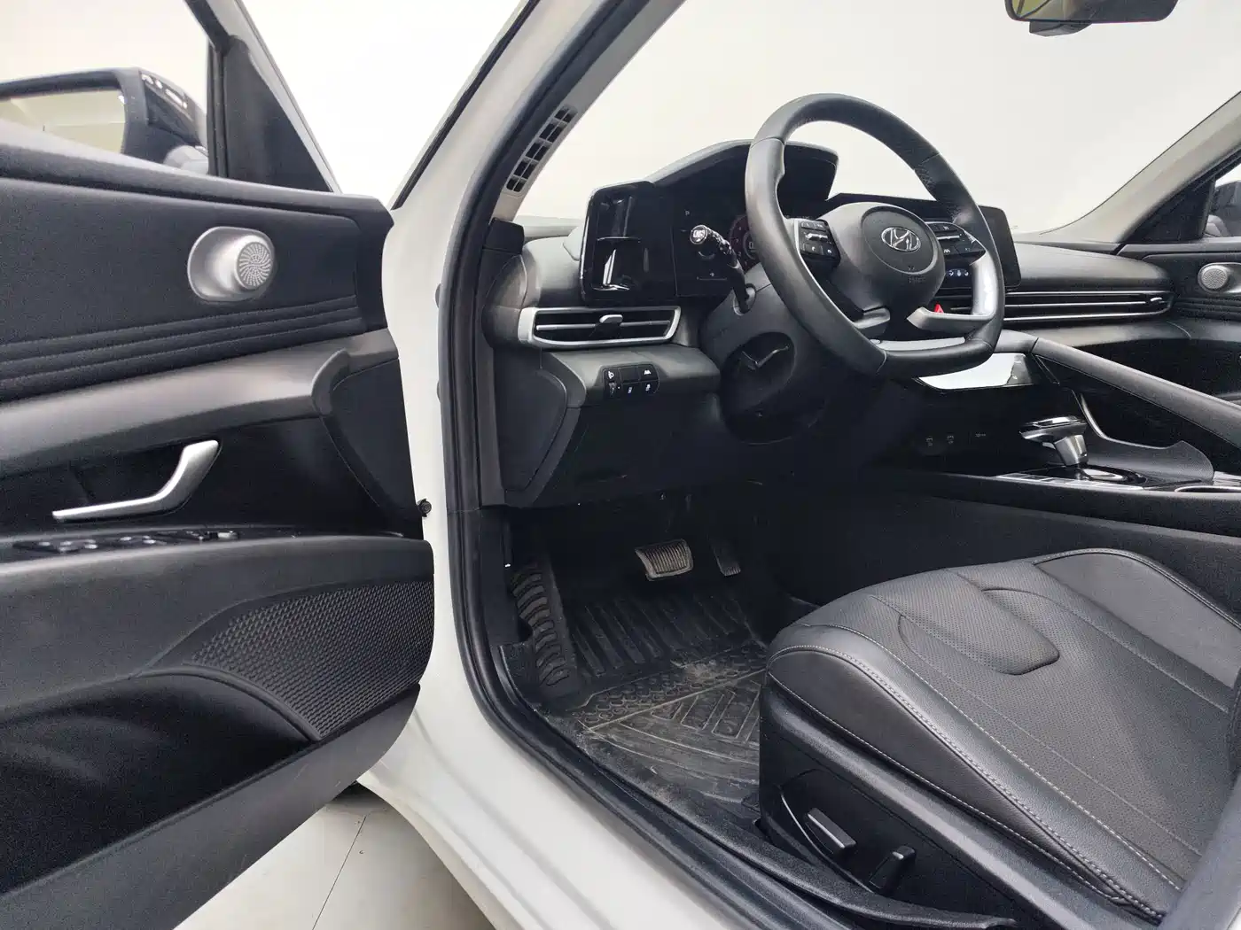 Hyundai Elantra, фото 19