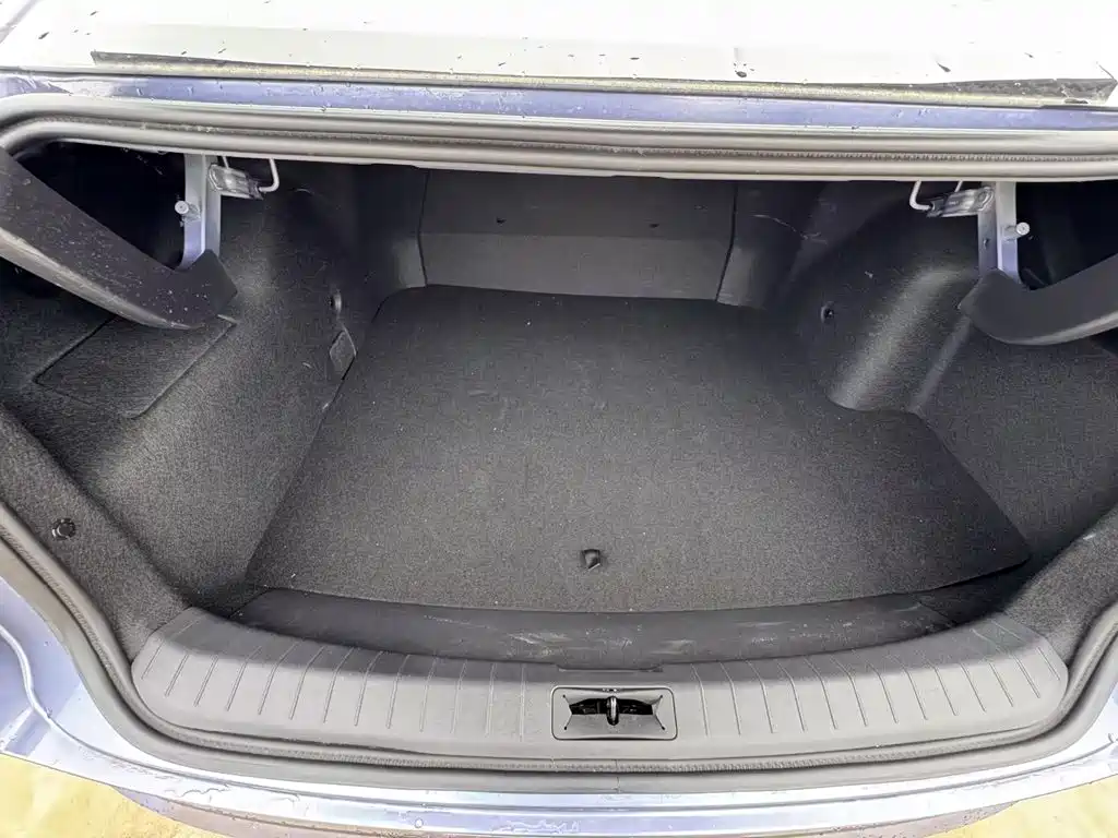 Nissan N6, фото 9