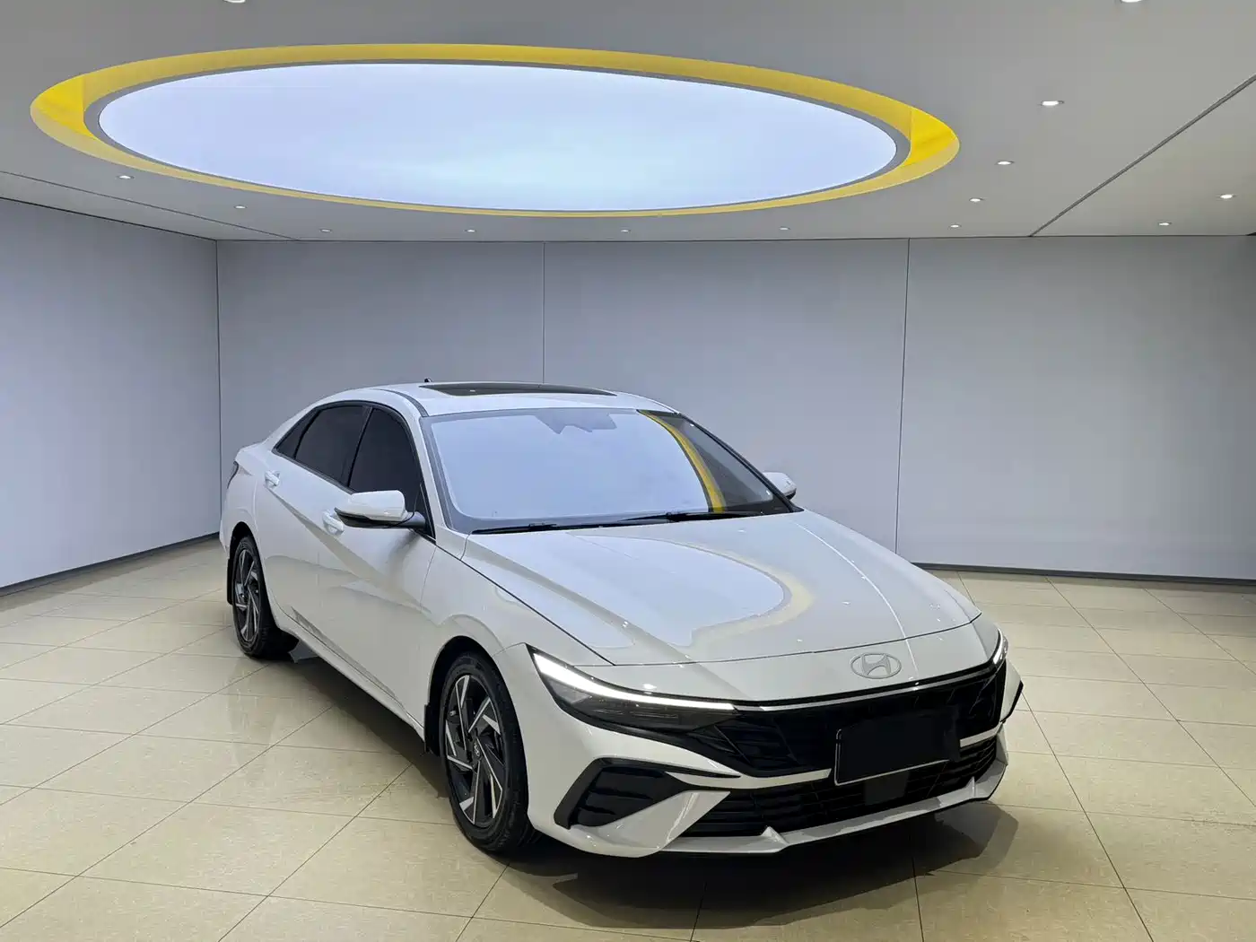 Hyundai Elantra, фото 13