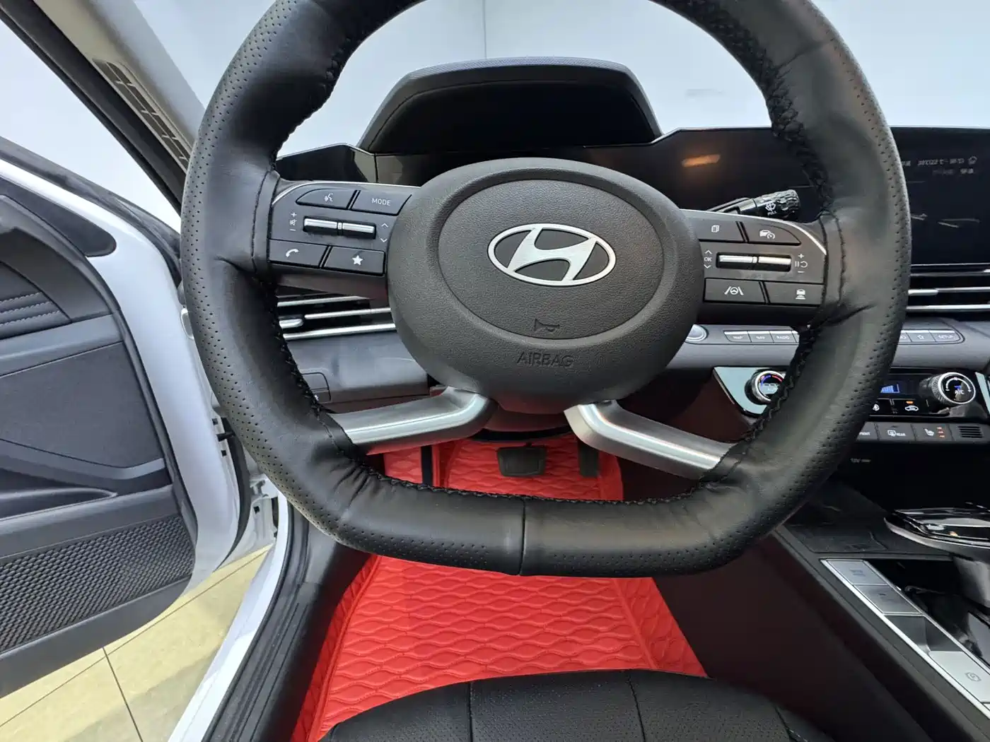 Hyundai Elantra, фото 15