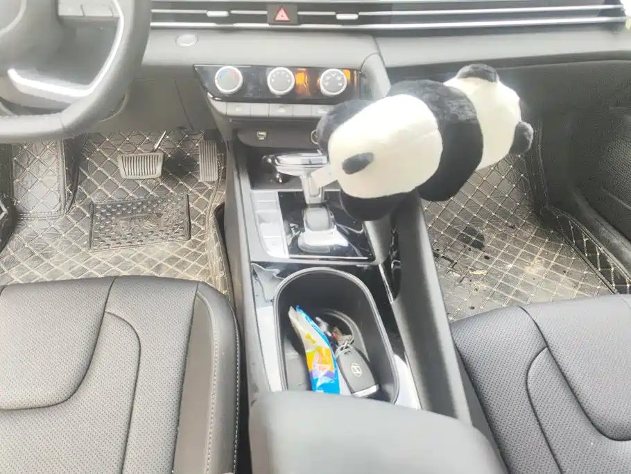 Hyundai Elantra, фото 8
