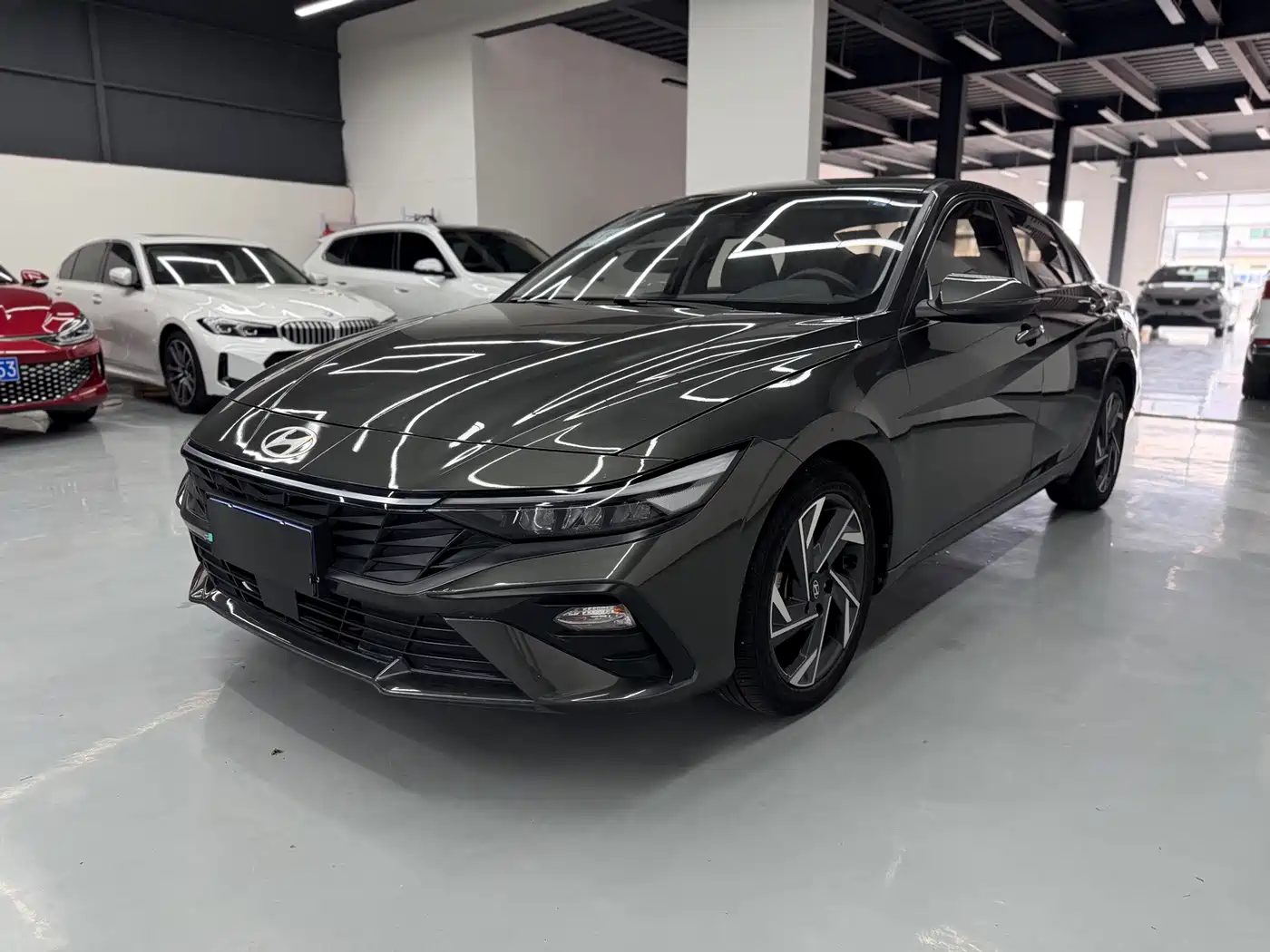 Hyundai Elantra, фото 1