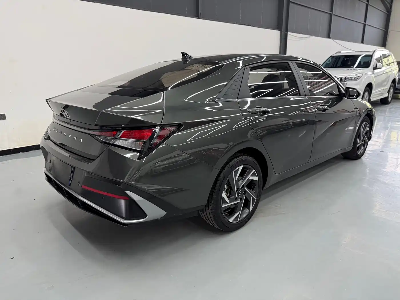 Hyundai Elantra, фото 17