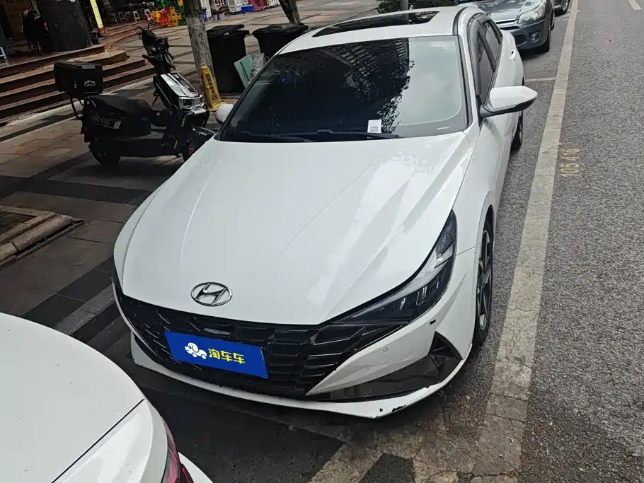 Hyundai Elantra, фото 2