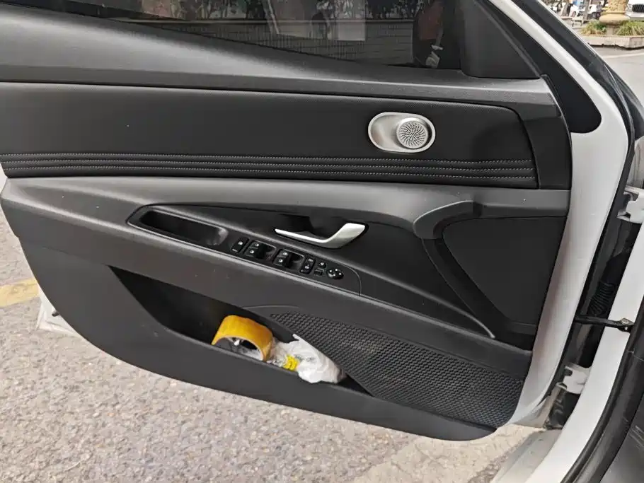 Hyundai Elantra, фото 13