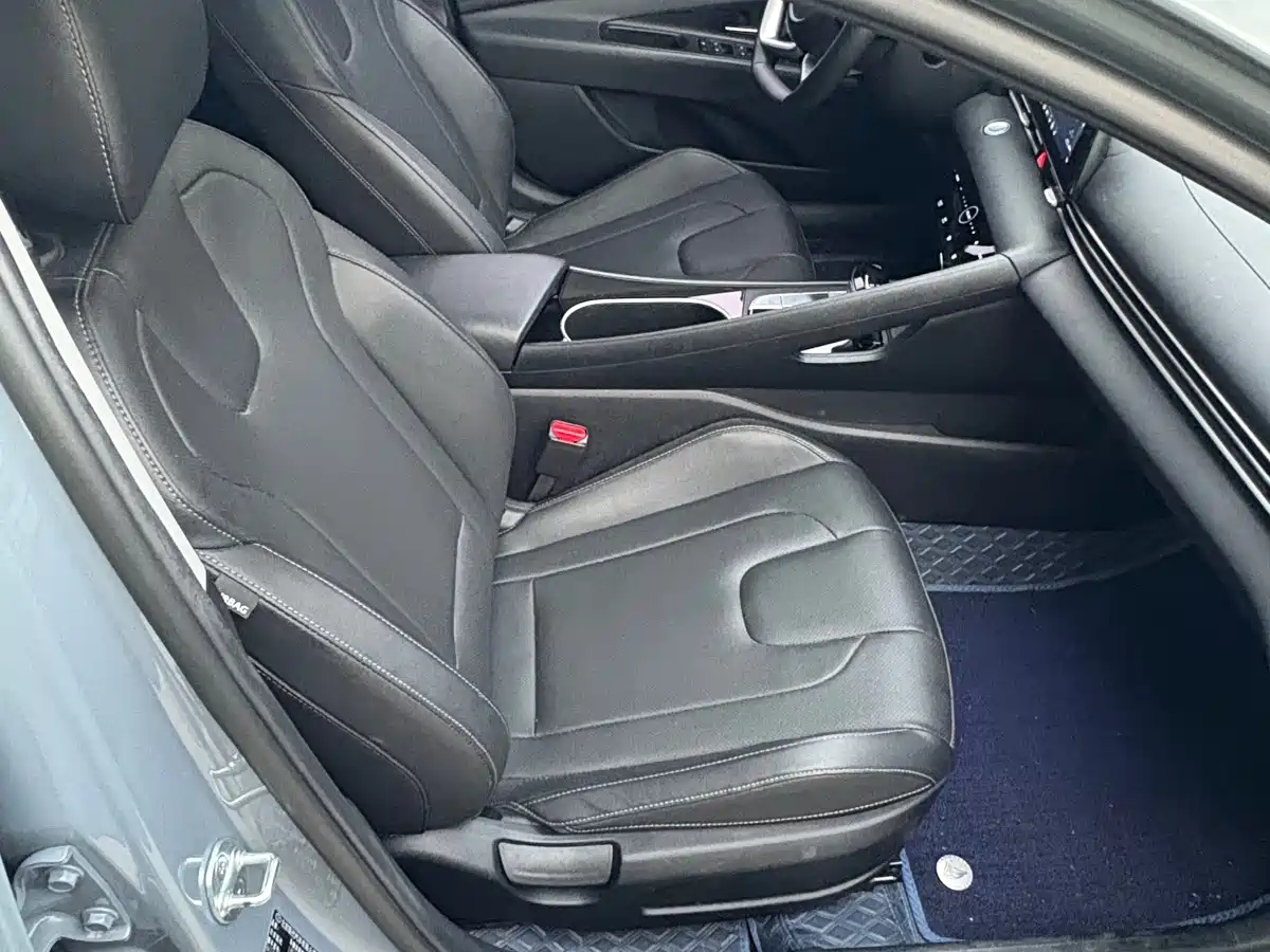 Hyundai Elantra, фото 4