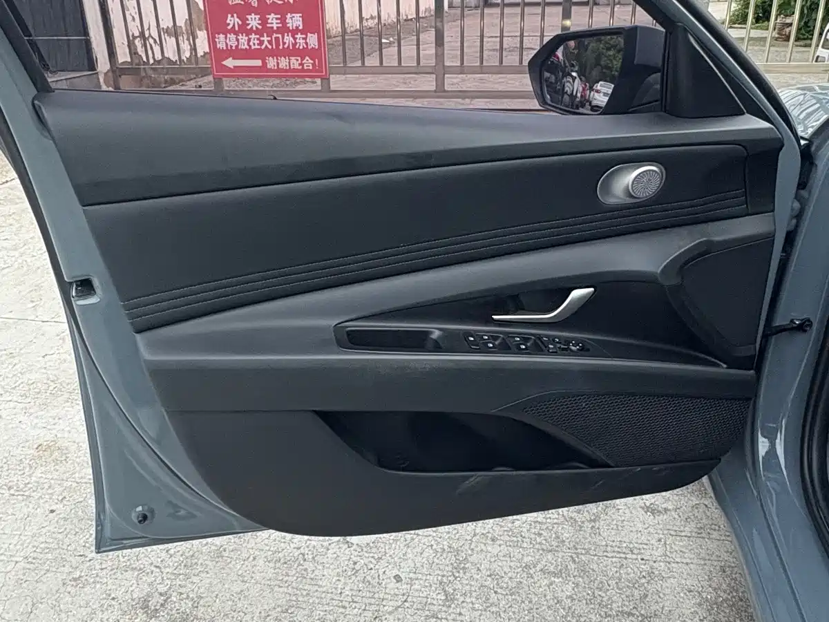 Hyundai Elantra, фото 6