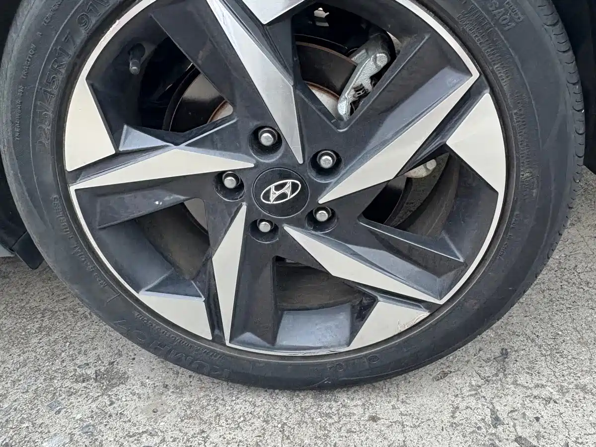 Hyundai Elantra, фото 17