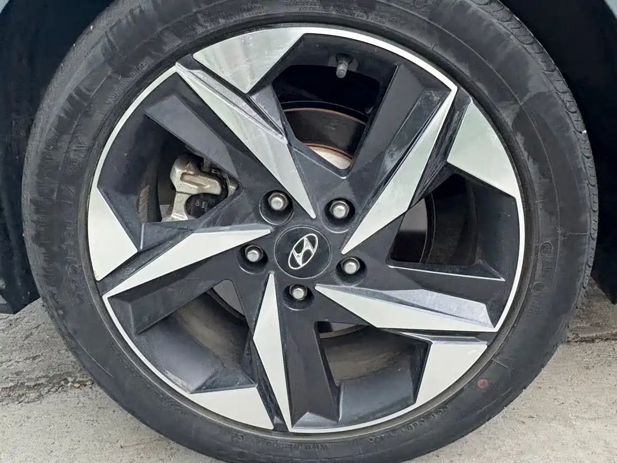 Hyundai Elantra, фото 18